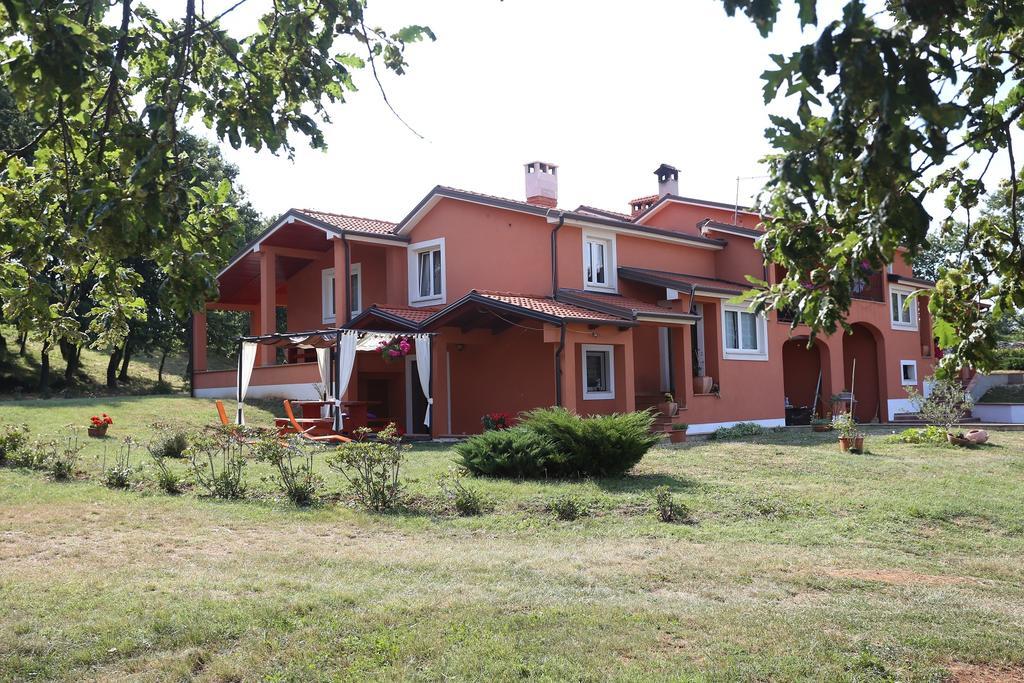 Apartments Matelici Divsici Exterior photo